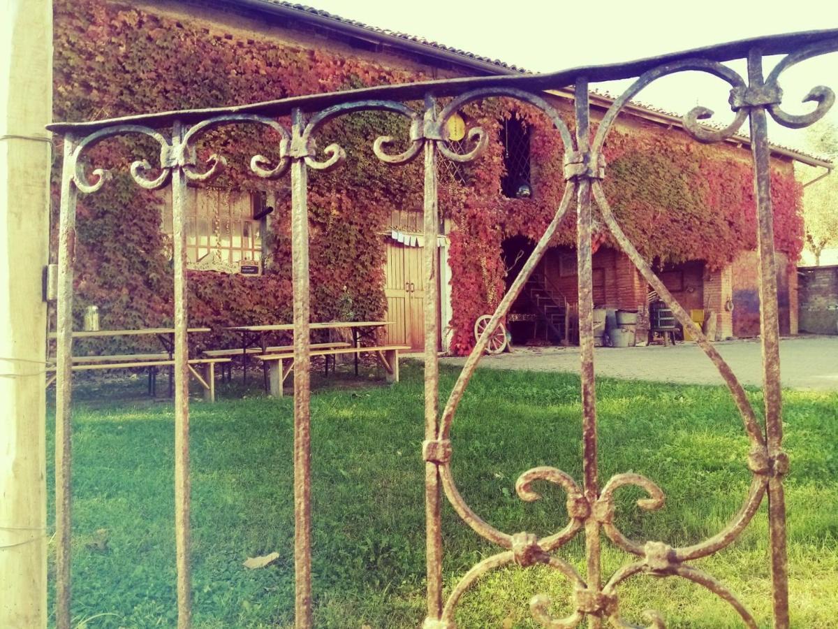 Villa Casa Delle Foglie Sussurranti Asti Exterior foto